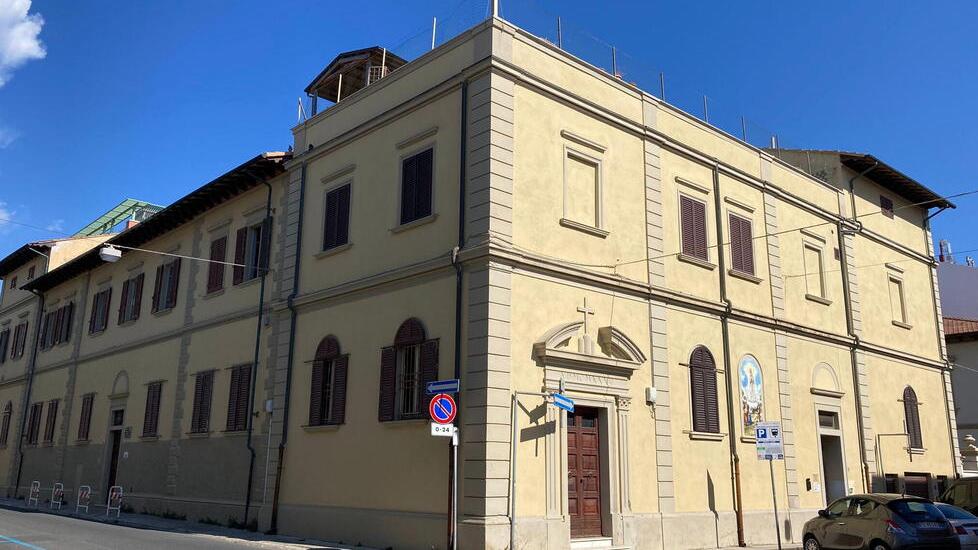 Cecina, il ministero revoca la parifica al “Gemelli”: «Esami “facili” e valutazioni non reali»