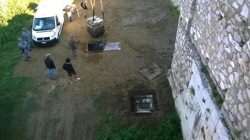 Scoperti scarichi abusivi lungo l’Arno