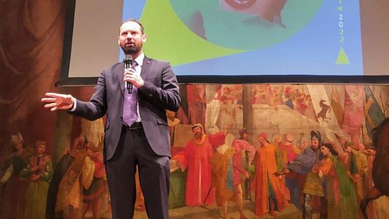 Minacce al sindaco di Castelfiorentino sui social