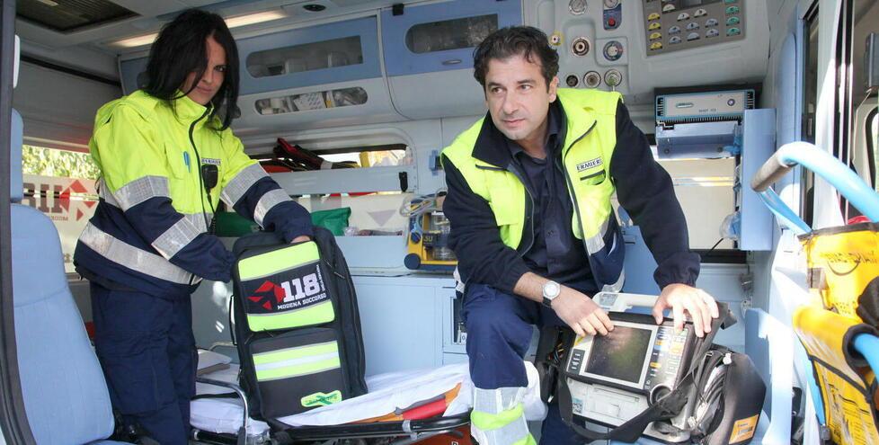«Gli infermieri sulle ambulanze solo perché non ci sono medici»