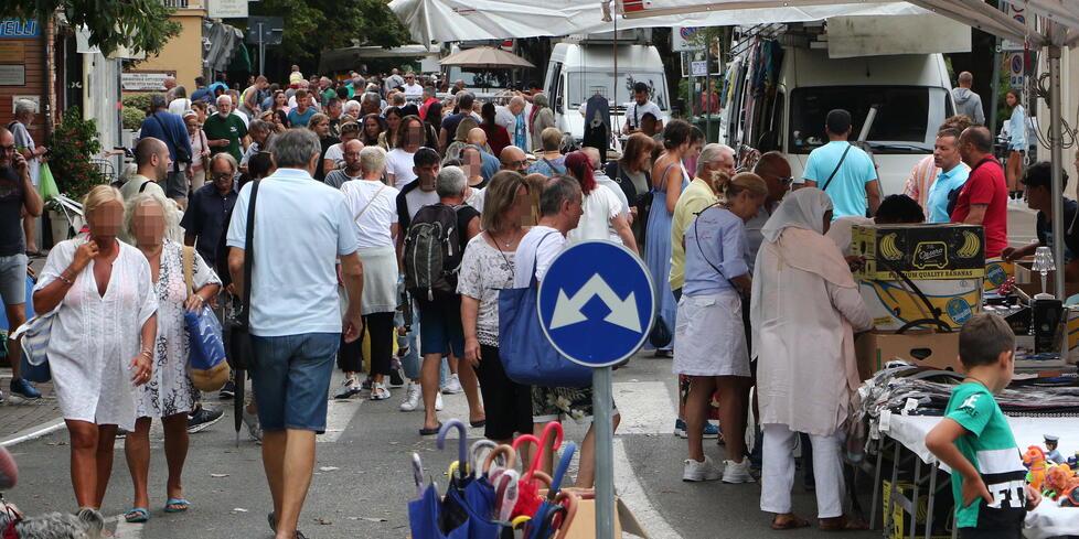 Il mercato a Marina di Massa