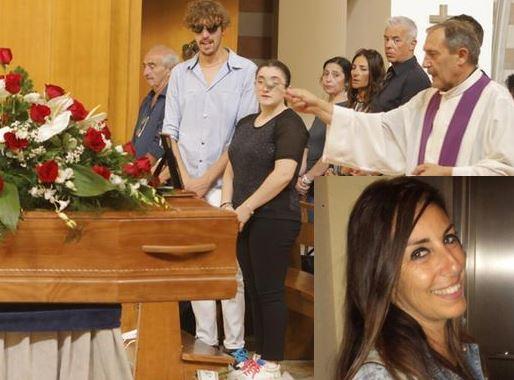 L’abbraccio di Portomaggiore per l’ultimo saluto a nonna Linda