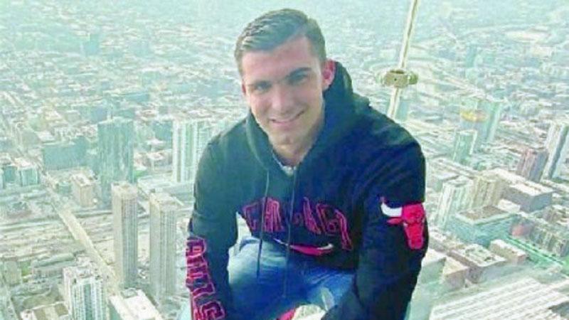 
	l giovane termale ha giocato nel Montecatini poi nel Prato nel Signa e nello Zenith Prato prima di volare negli Usa per studiare e giocare

