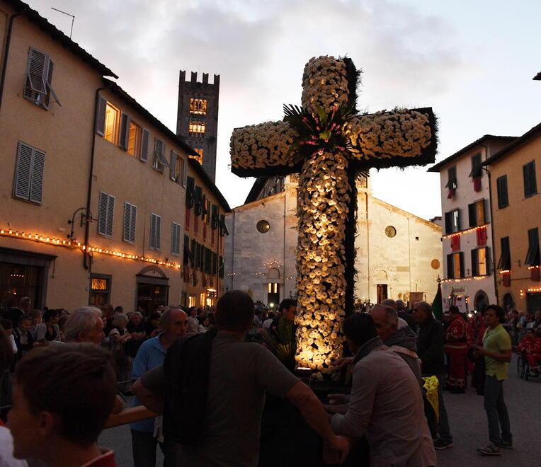 Luminara senza limitazioni: si proverà a fare i fuochi