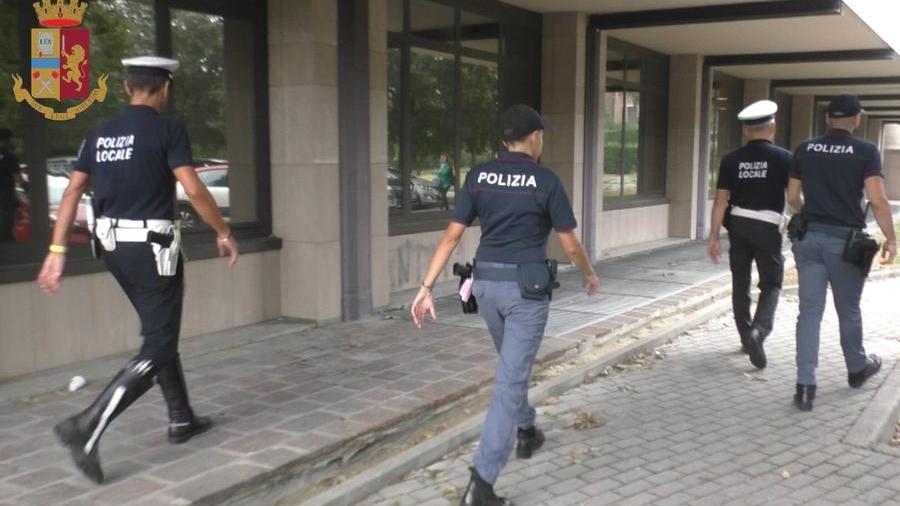 Modena, dopo le proteste arrivano i controlli in via Costellazioni