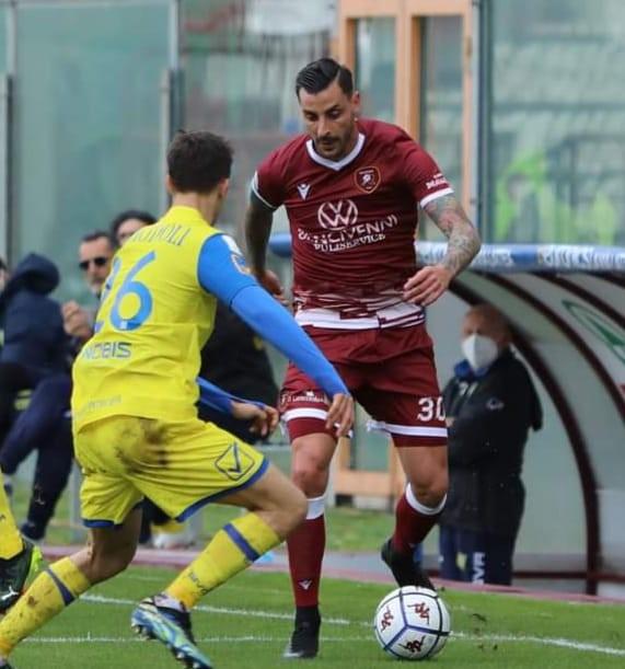 Montalto, Guiebre e Nicoletti in granata