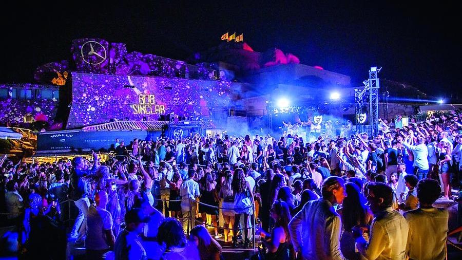 Bob Sinclair alla consolle: il Phi Beach chiude col botto