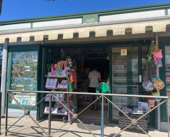 Rosignano, Vallini lascia l’edicola dopo 47 anni 