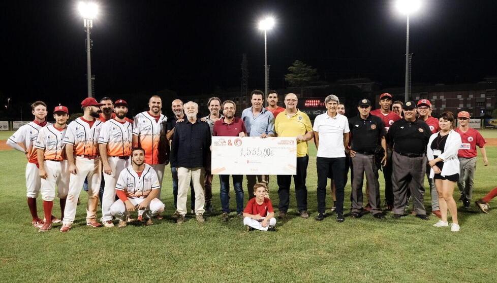 Raccolti oltre 1.500 euro nel corso dell’amichevole di baseball per le Clarisse
