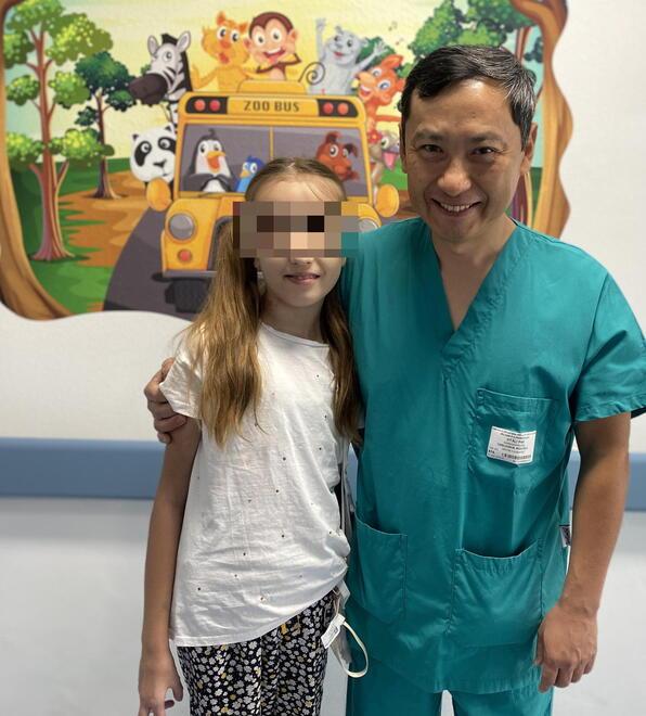 Riceve un nuovo incarico e salva una bambina di 10 anni: la giornata speciale del dottor Pak