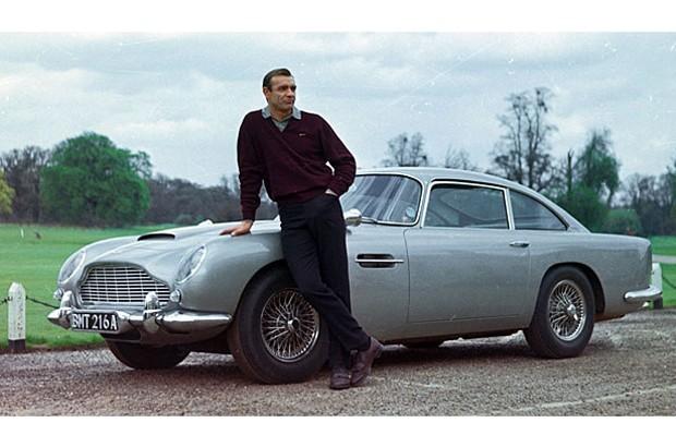 Il ritorno di 007 onora il suo passato