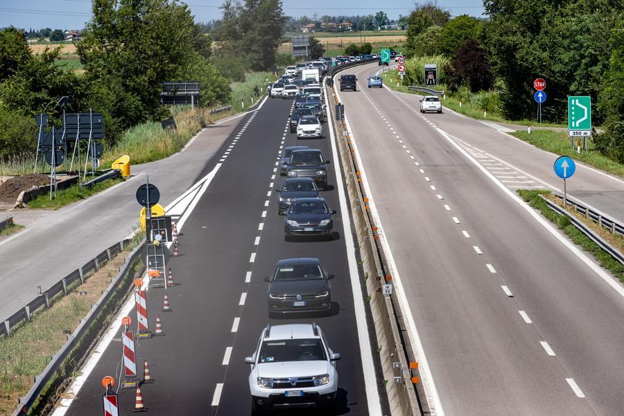 Lavori sulla Ferrara-mare. Da lunedì senso alternato