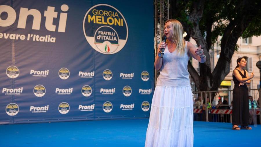 Giorgia Meloni a Cagliari: “L’Italia è messa male, spiegheremo le scelte impopolari”