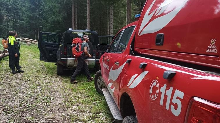 «Tommaso con noi», la città sconvolta per l’amico perduto