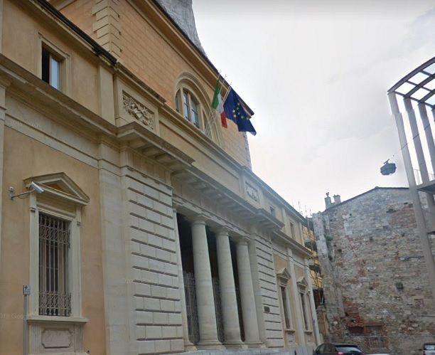
	La sede della Procura a Pisa che sta conducendo le indagini sul suicidio


