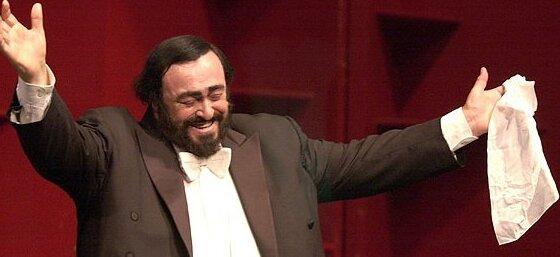 Quindici anni nel segno di Pavarotti Infantino: «Per ogni cantante è la stella polare» 
