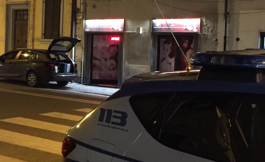 Modena Botte E Rapine Nei Centri Massaggi In Azione Tre banditi 