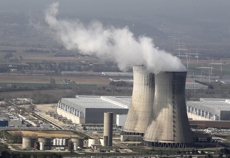 Nucleare e bugie