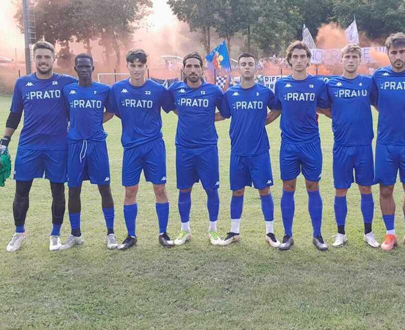Una formazione del Prato di mister Giancarlo Favarin: oggi con fischio d’inizio alle 15 al Benelli di Ravenna l’esordio nel campionato di Serie D 2022/2023 per i biancazzurri lanieri che puntano ai piani alti