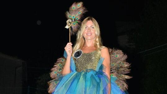 In Versiliana si elegge Miss Carnevale: dieci ragazze in gara, Valdicastello e La Corte rinunciano