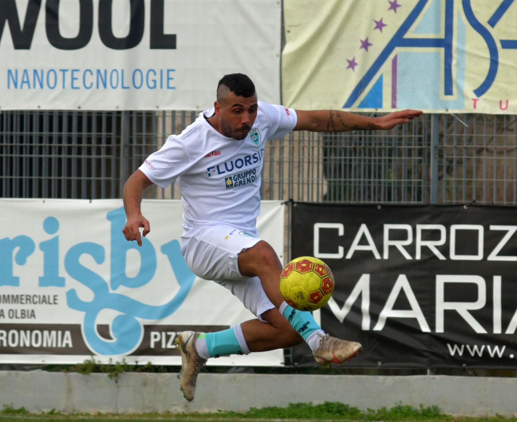 Daniele Ragatzu, bomber dell'Olbia