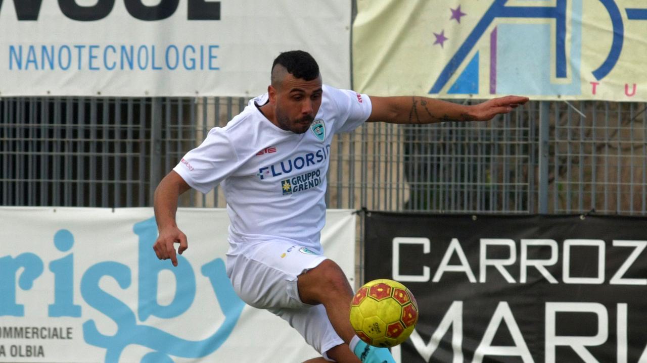 Daniele Ragatzu, bomber dell'Olbia