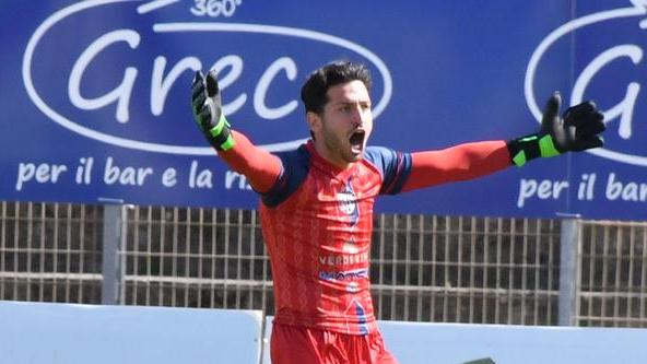 Il portiere della Torres Salvato
