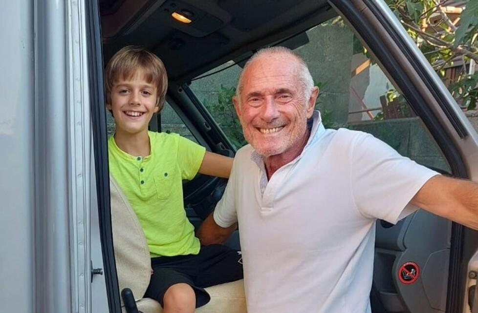 Malore sulla canoa, salvato dal nipote di 10 anni: «È come essere nati due volte»