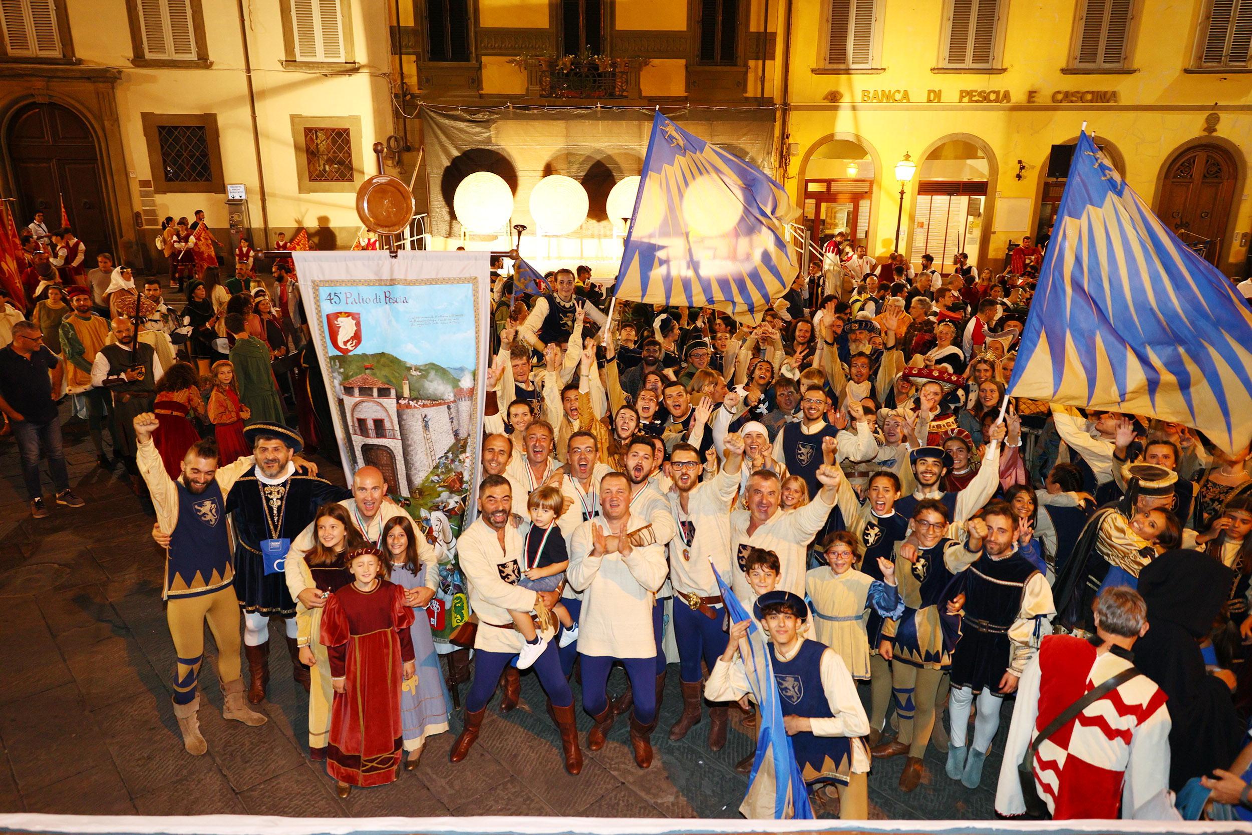 Il rione San Francesco conquista il Palio di Pescia