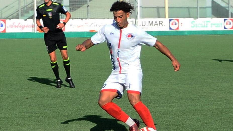 Nella foto, Mounir El Falahi autore della seconda rete del Cecina nel derby di ieri