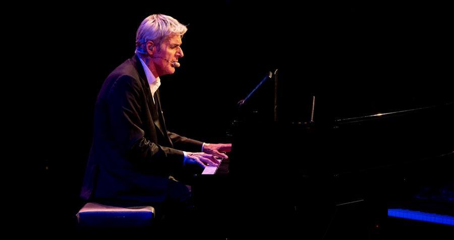 
	Claudio Baglioni / foto Alessandro Dobici

