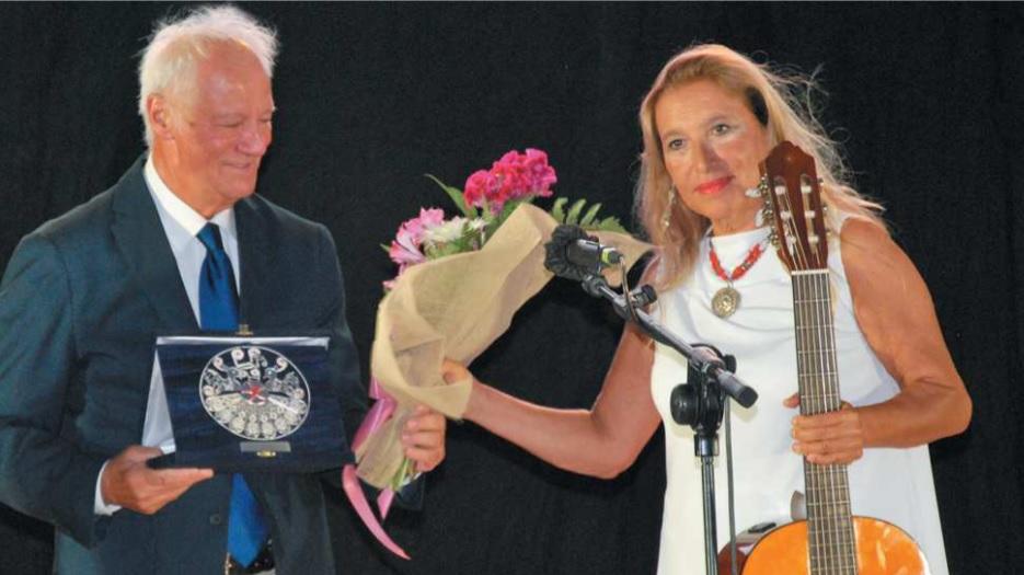 Leonardo Marras premia Grazia Di Michele