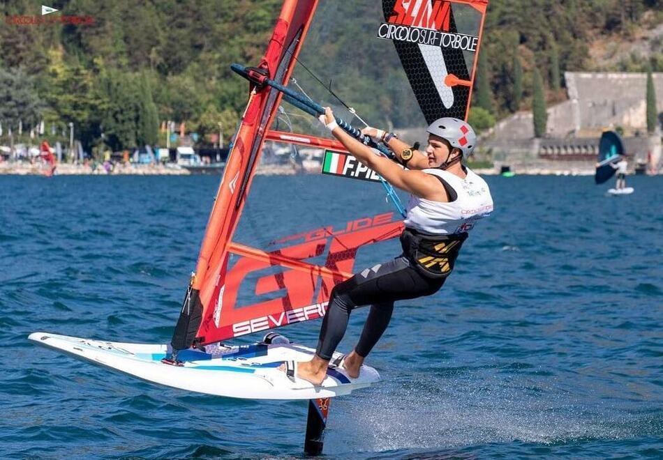 Vela, ai tricolori tre sardi si vestono d’oro 