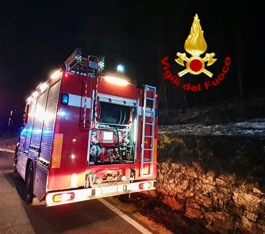 
	Vigili del fuoco in azione (foto d'archivio)

