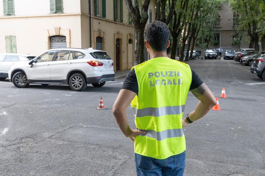 Modena. Ciclista investita da Suv in via Prampolini