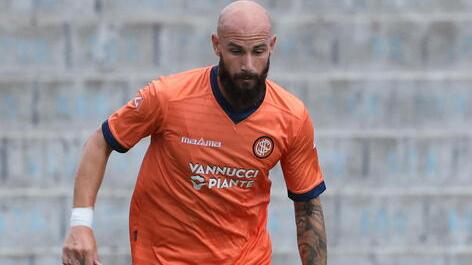 Francesco Viscomi stopper della Pistoiese (foto Nucci)