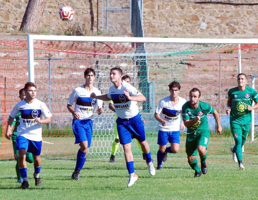 L’Atletico Piombino sconfitto dall’Invictasauro in Coppa: l’analisi del mister nerazzurro