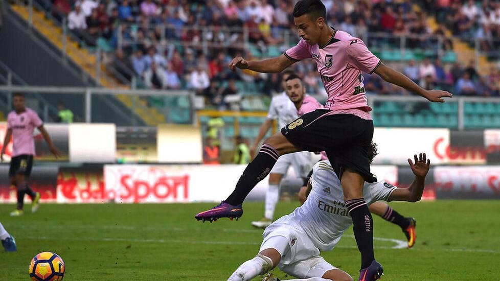 Lo Faso al tiro al suo debutto in A contro i rossoneri
