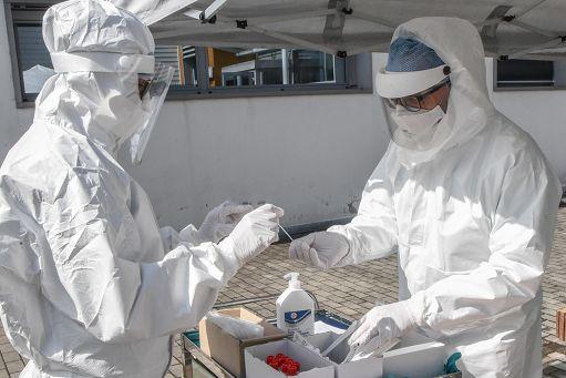 Covid in Sardegna: ancora 4 morti e 375 nuovi casi