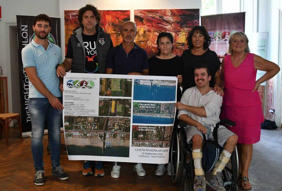 I promotori dell’evento durante la  presentazione che si è tenuta ieri a villa Schiff a Montignoso