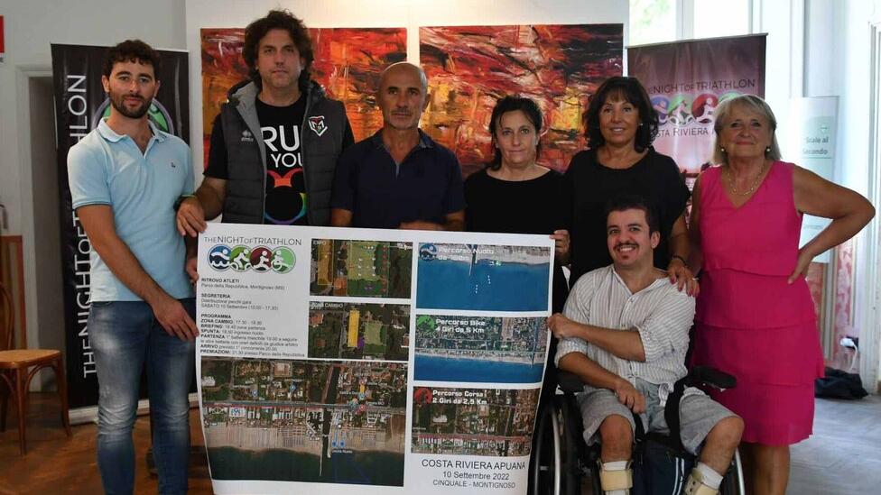 I promotori dell’evento durante la presentazione che si è tenuta ieri a villa Schiff a Montignoso