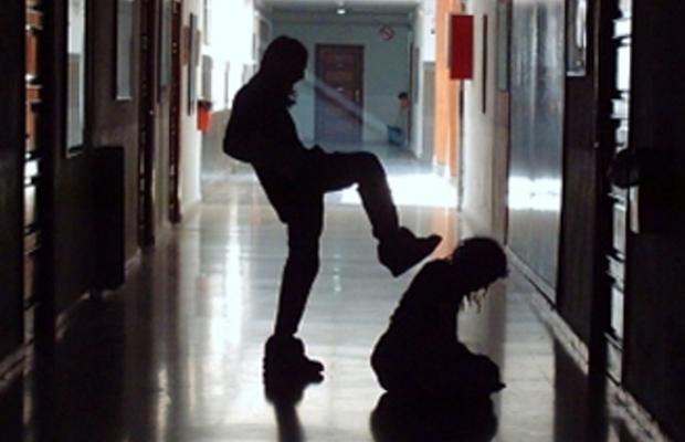 Un numero telefonico per segnalare i casi di bullismo