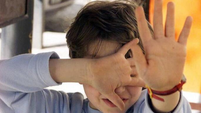 Firenze, la maestra spintona l’alunno e lo fa cadere: il pm chiede la condanna