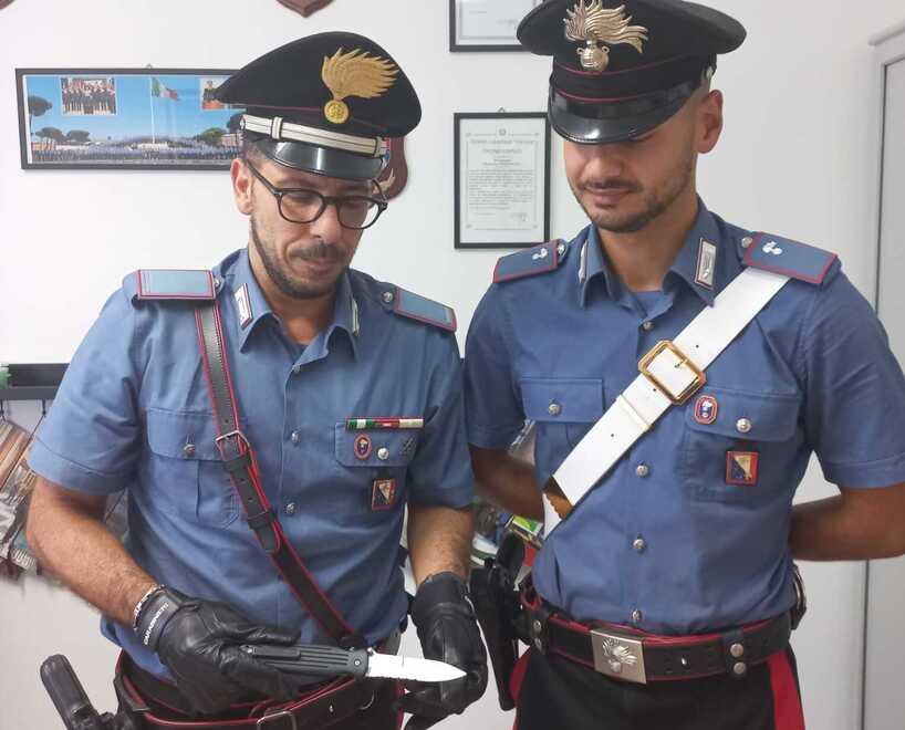 
	Il coltello utilizzato dai rapinatori

