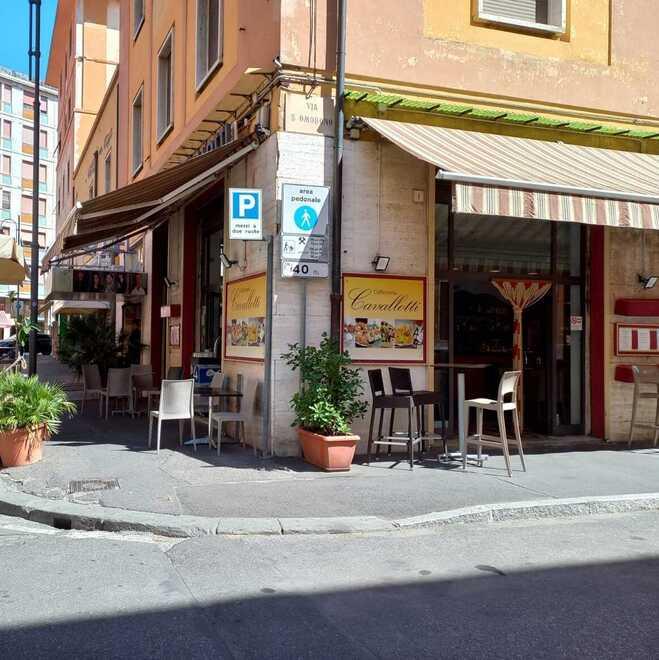 Finta cliente entra al bar Cavallotti e ruba 300 euro dalla cassa