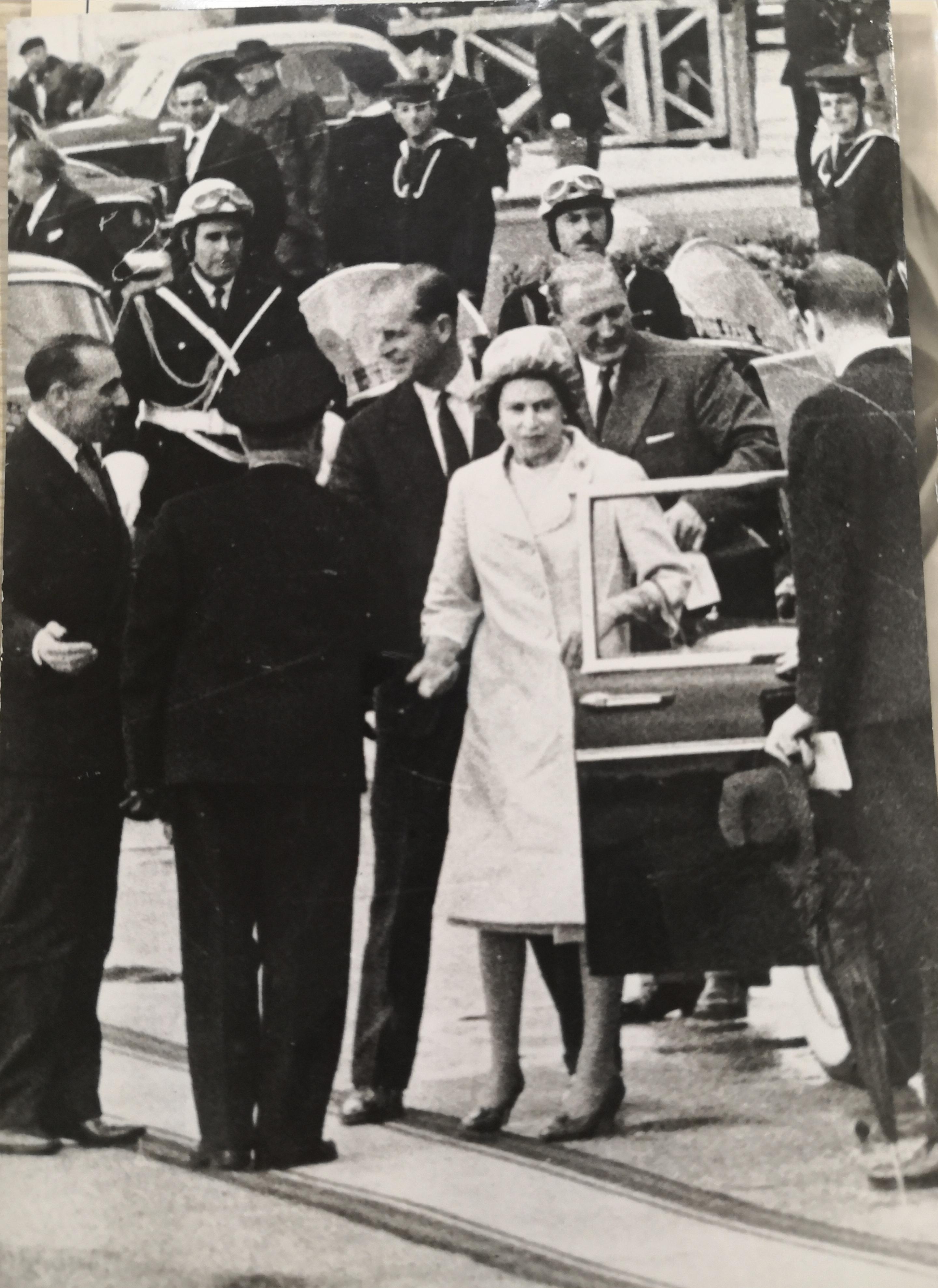 La visita di Elisabetta in Sardegna, una tappa nel 1961 prima di salire sul Britannia 