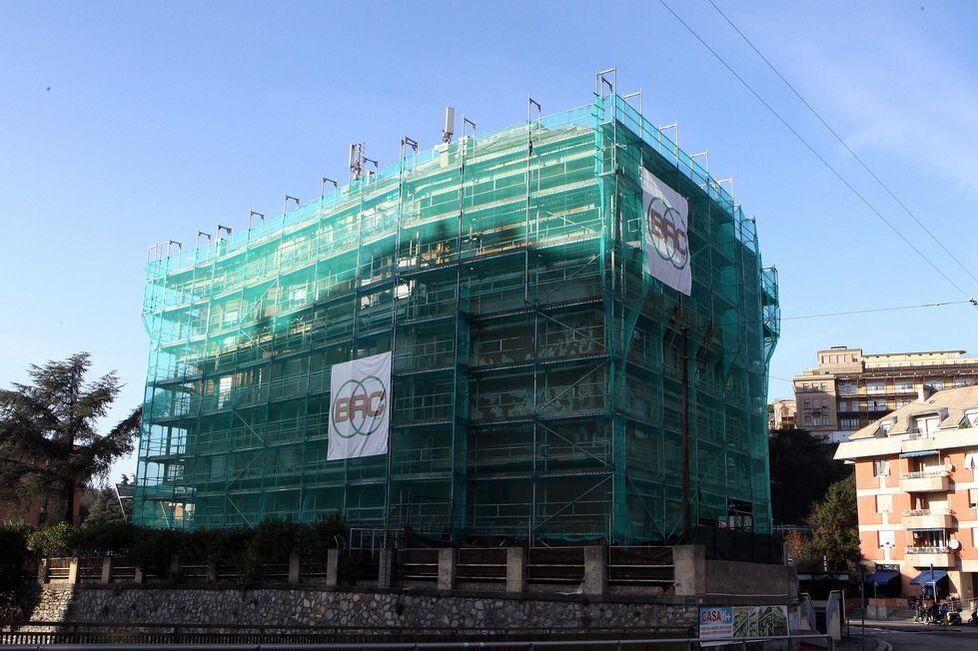 Un cantiere edile (foto d'archivio)