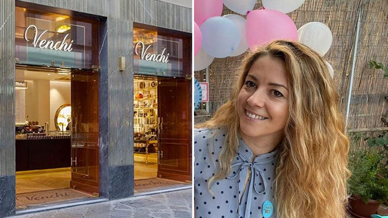 A destra la donna licenziata