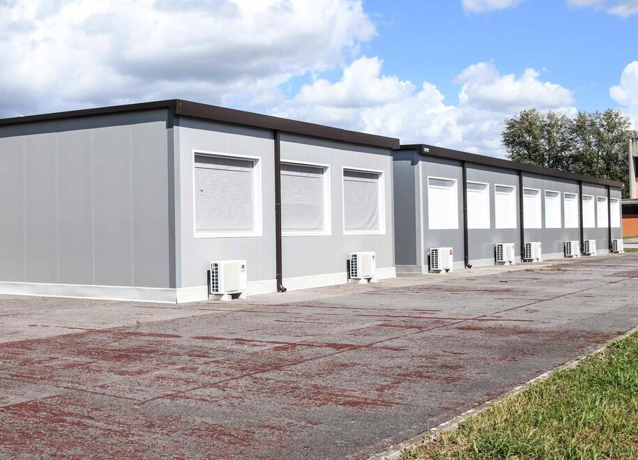 I container che ospitano gli studenti lucchesi