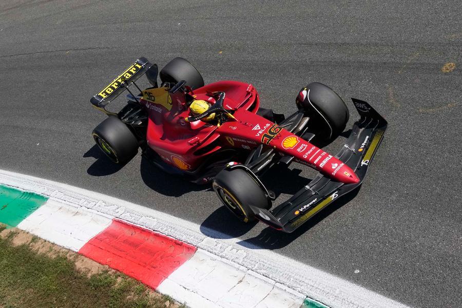 F1: Gran Premio d’Italia Il “giallo Modena” porta bene alla Ferrari: è pole position di Leclerc davanti a Verstappen